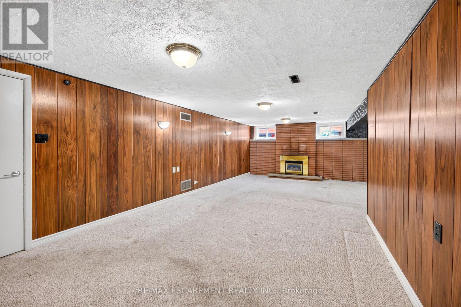 50 BERKO AVENUE - 24