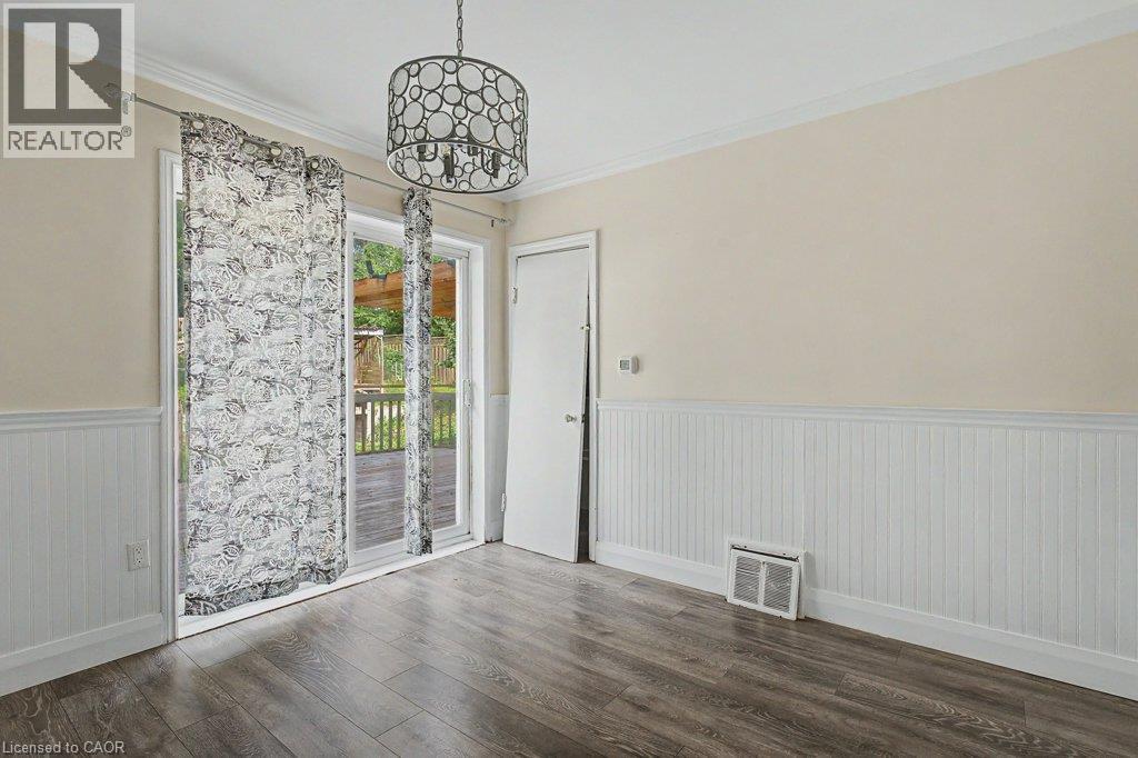 61 HILLVIEW Street - 18