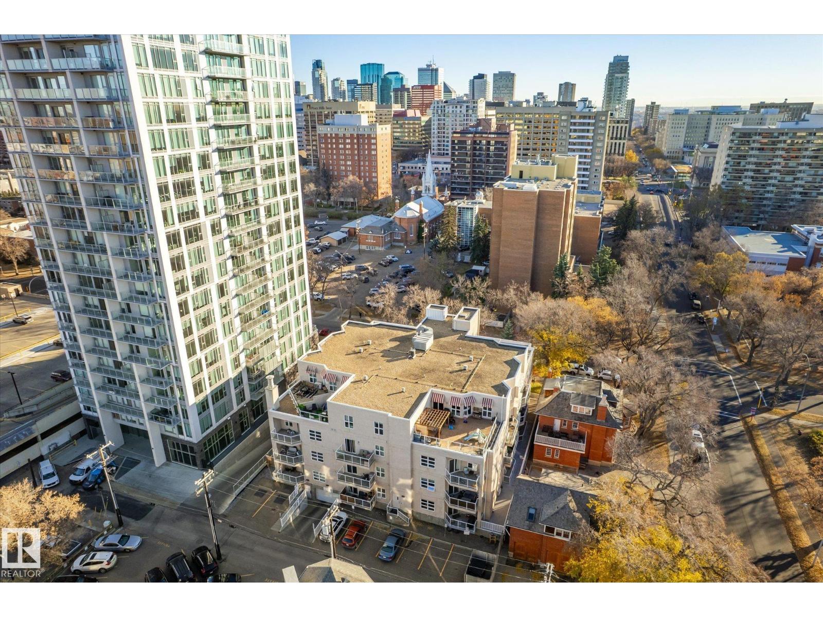 #303 9910 111 ST NW - 46