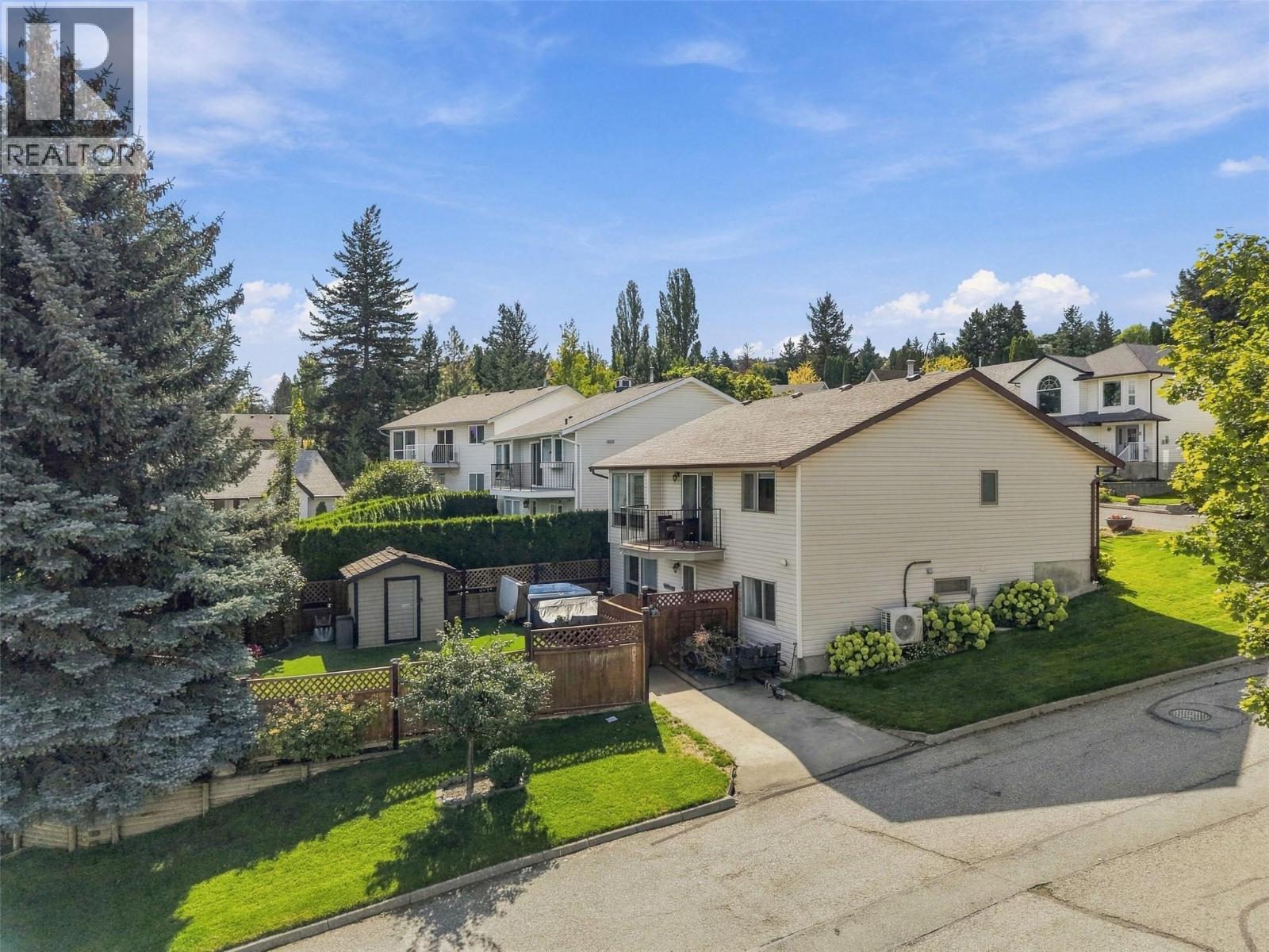 #9 810 HUGH ALLAN Drive - 44
