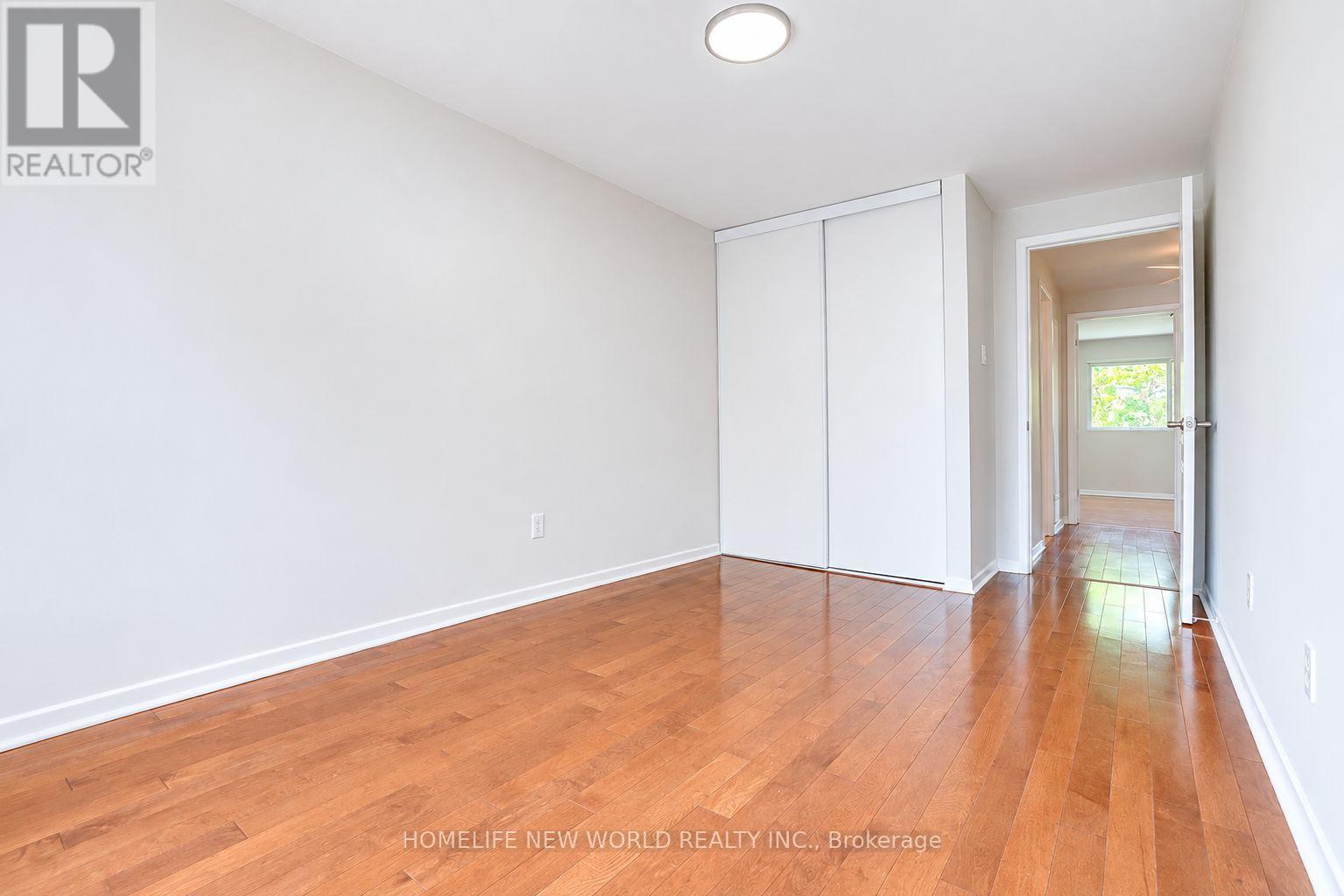 #46 40 DUNDALK DRIVE - 20