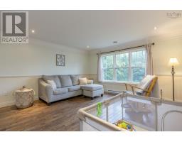 Den - 1052 Meadowvale Road, East Tremont, NS B0P1R0 Photo 10