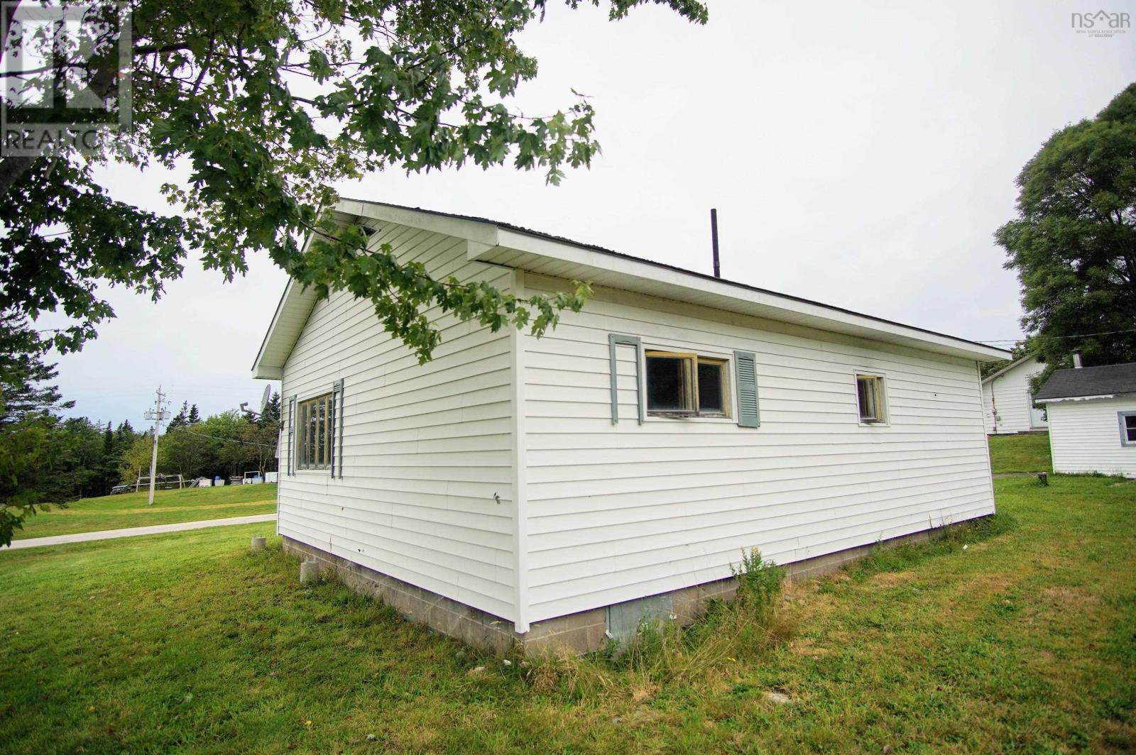 11 Goodick Road Road, Lower Sandy Point — photo 4