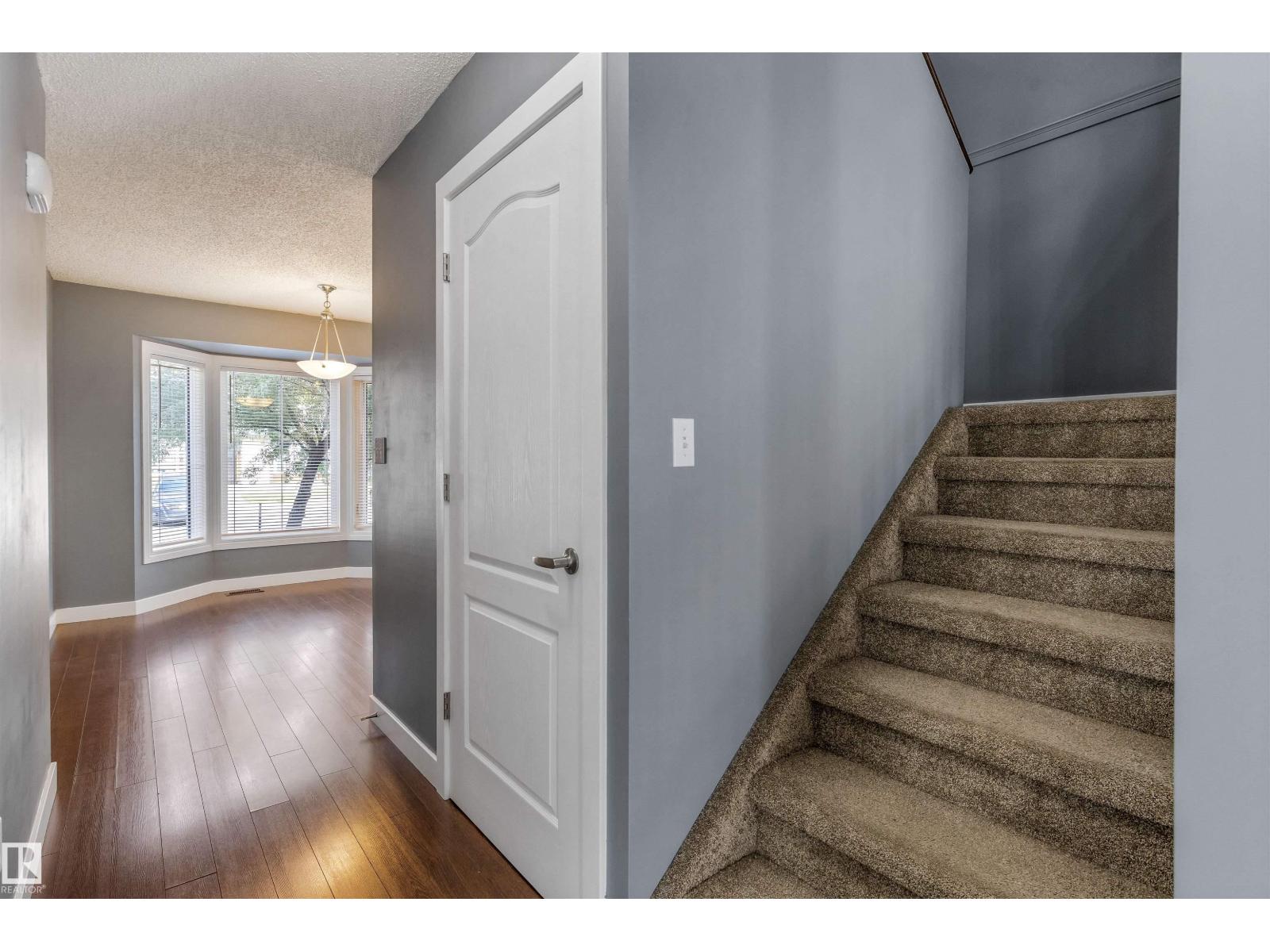 #44 10205 158 AV NW - 14