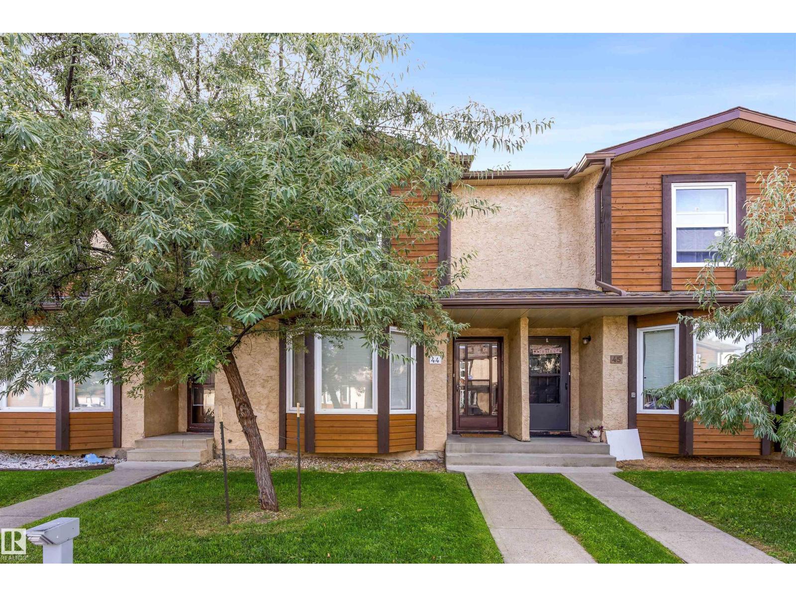 #44 10205 158 AV NW - 2