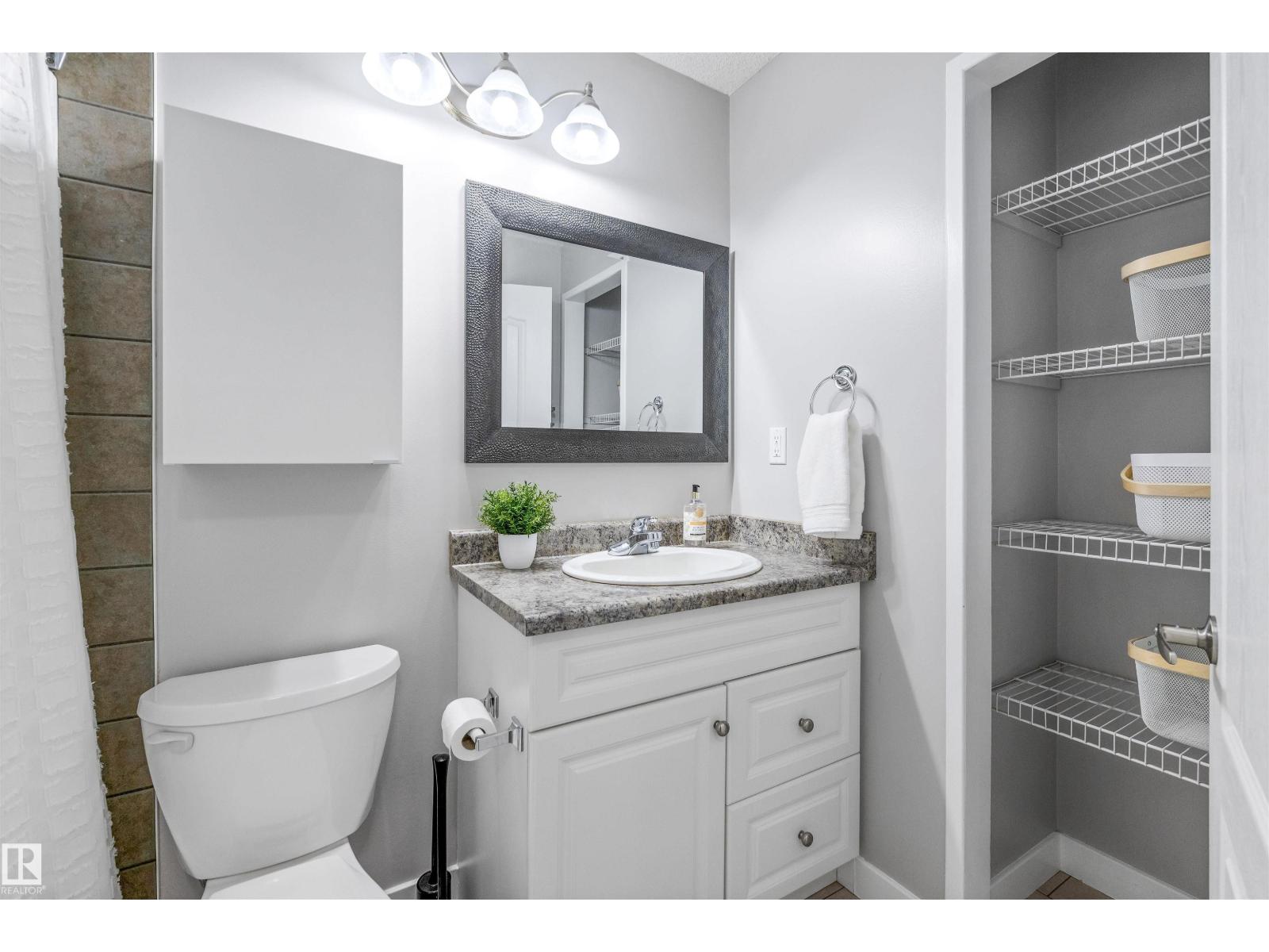 #44 10205 158 AV NW - 23