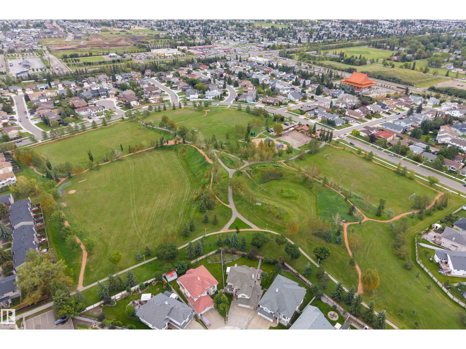 #44 10205 158 AV NW - 44