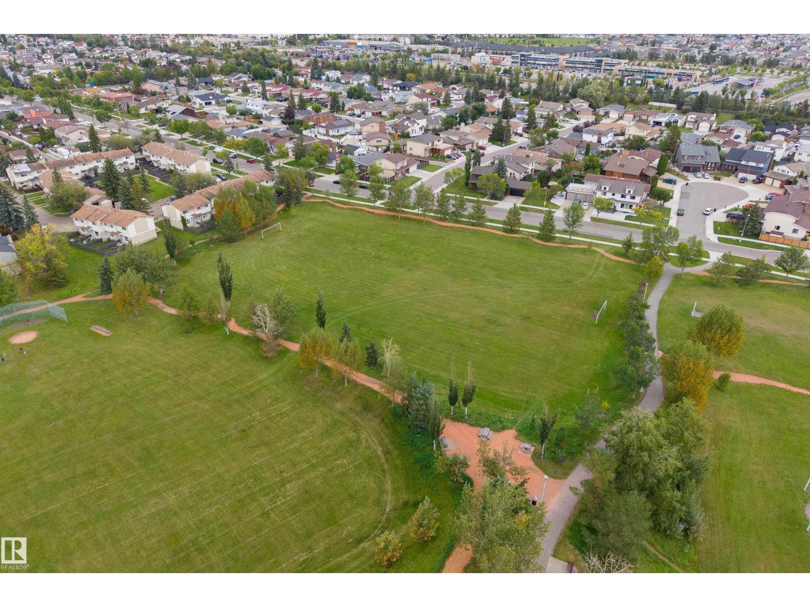 #44 10205 158 AV NW - 51