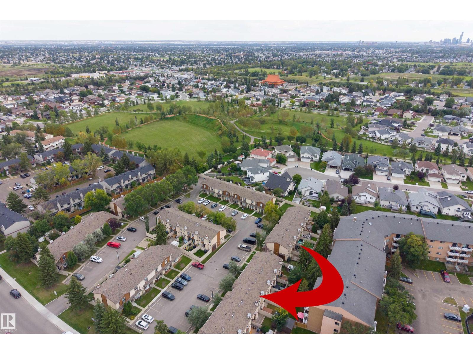 #44 10205 158 AV NW - 59