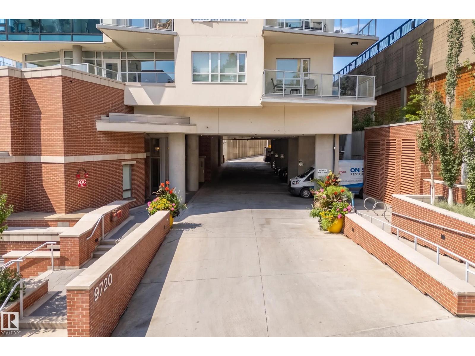 #2502 9720 106 ST NW - 3
