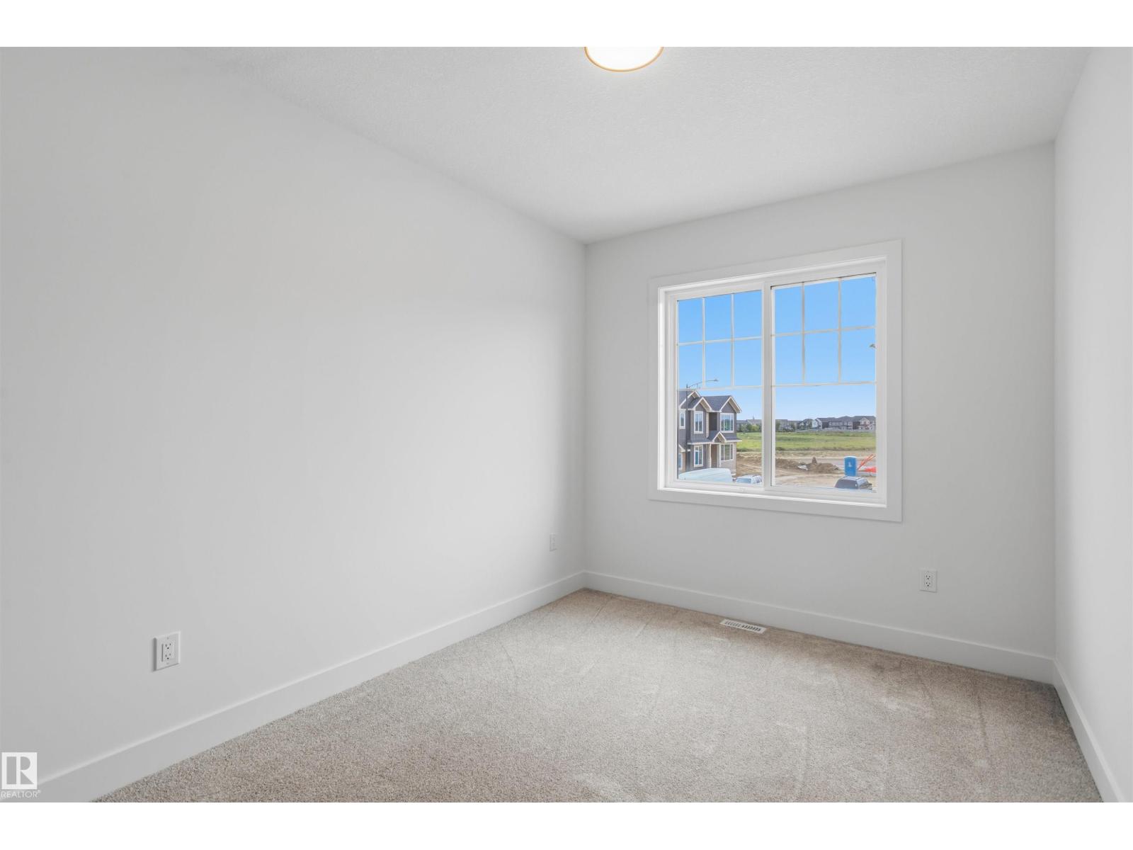 8505 223A ST NW - 33
