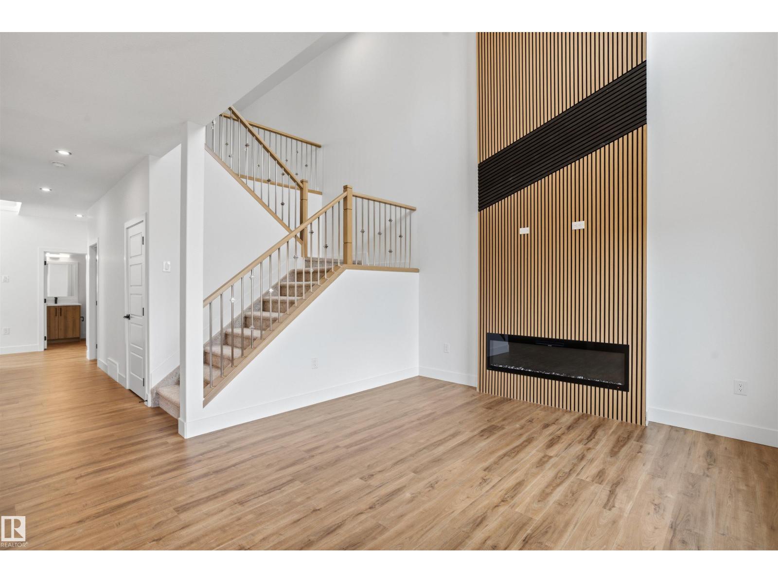 8505 223A ST NW - 19