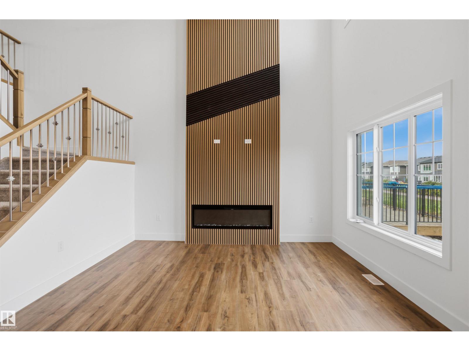 8505 223A ST NW - 18
