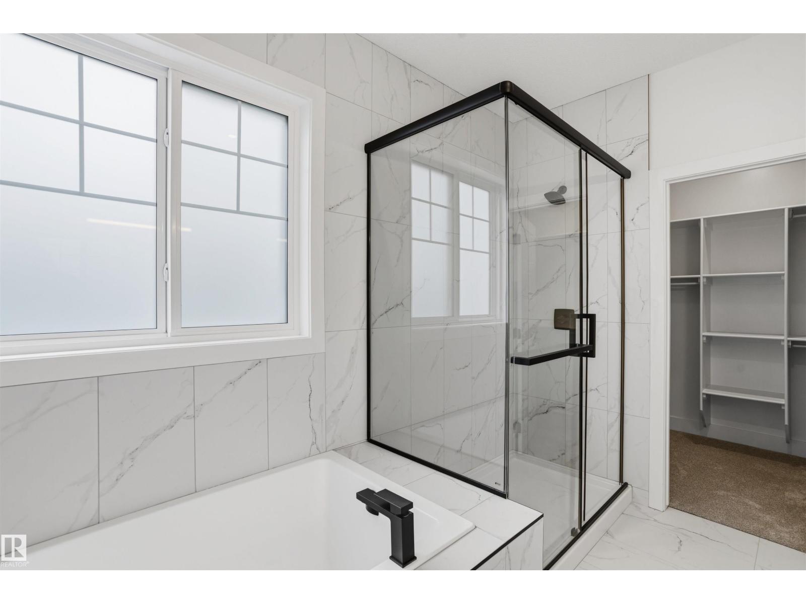 8505 223A ST NW - 29