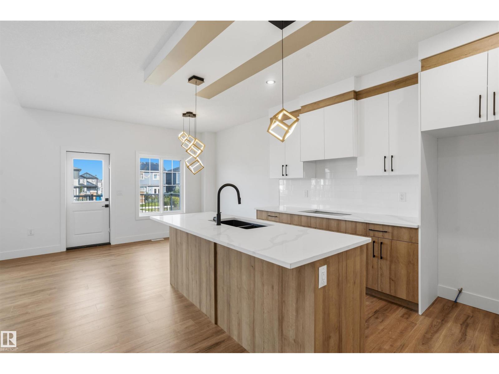 8505 223A ST NW - 10