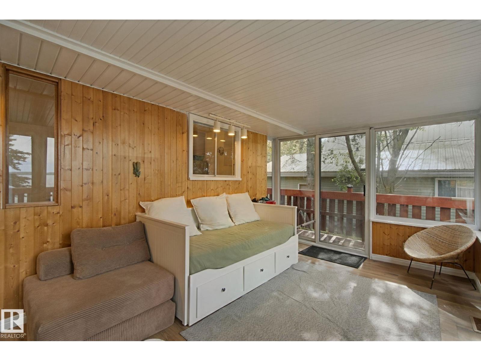 15 CEDAR AV - Image 30