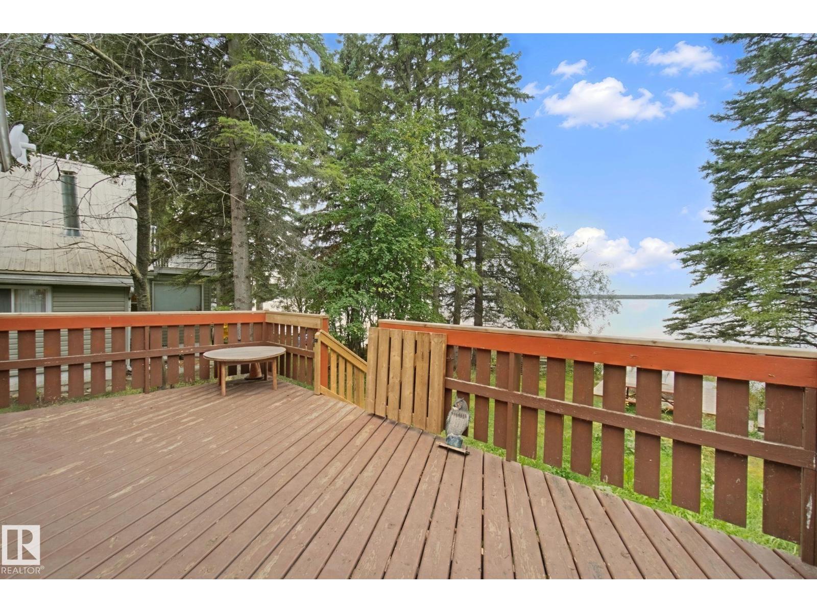 15 CEDAR AV - Image 36