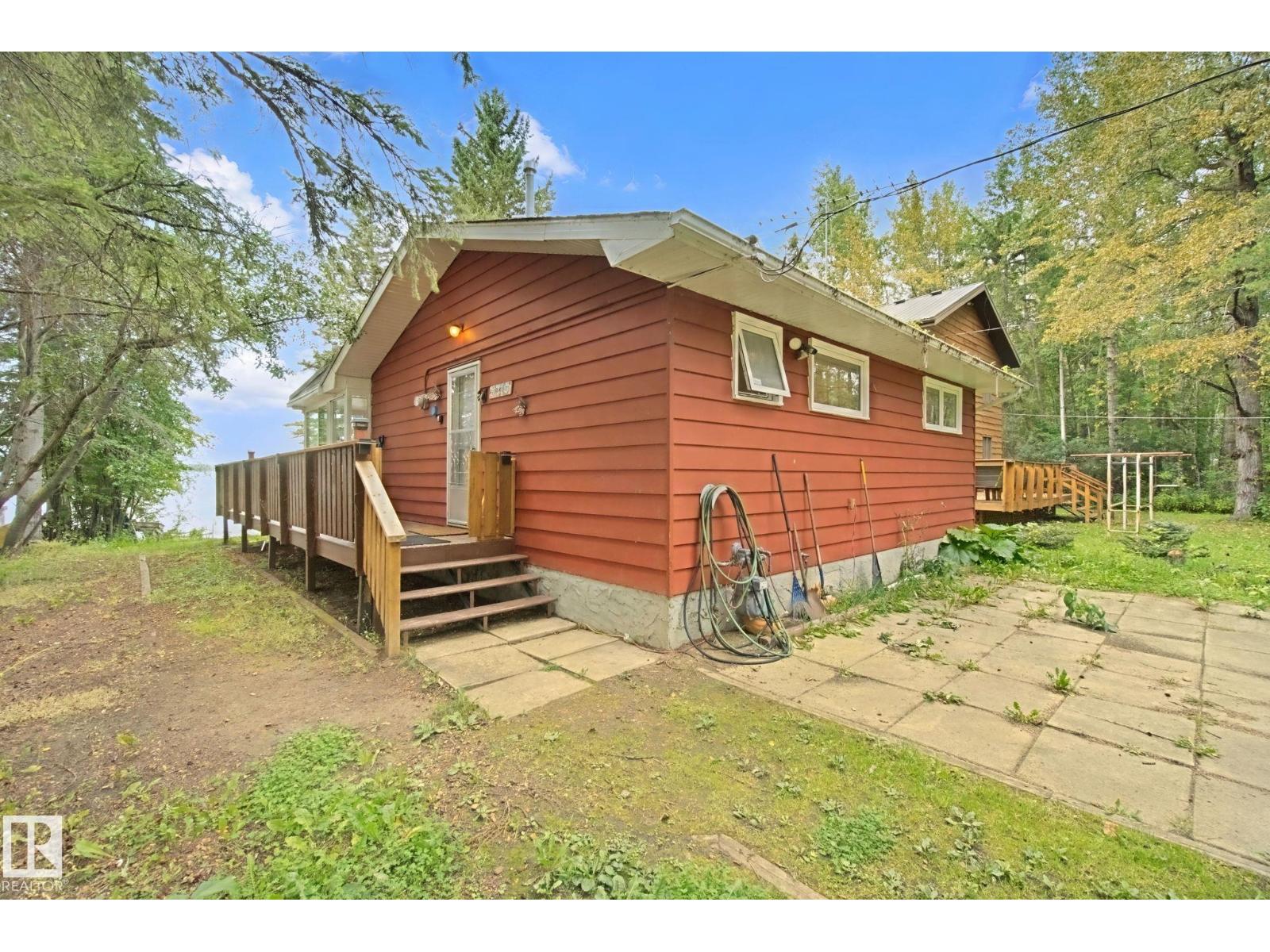 15 CEDAR AV - Image 46