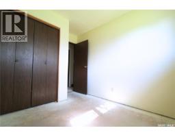 105 Fifth Avenue, Rhein, SK S0A3K0 Photo 11