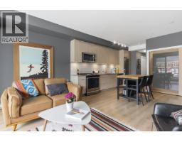 303 38165 Cleveland Avenue, Squamish, BC V8B0P1 Photo 9