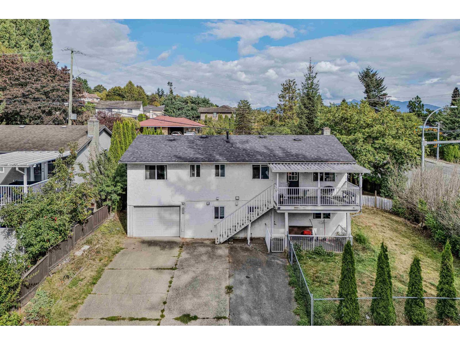 2011 MCMILLAN ROAD, Abbotsford