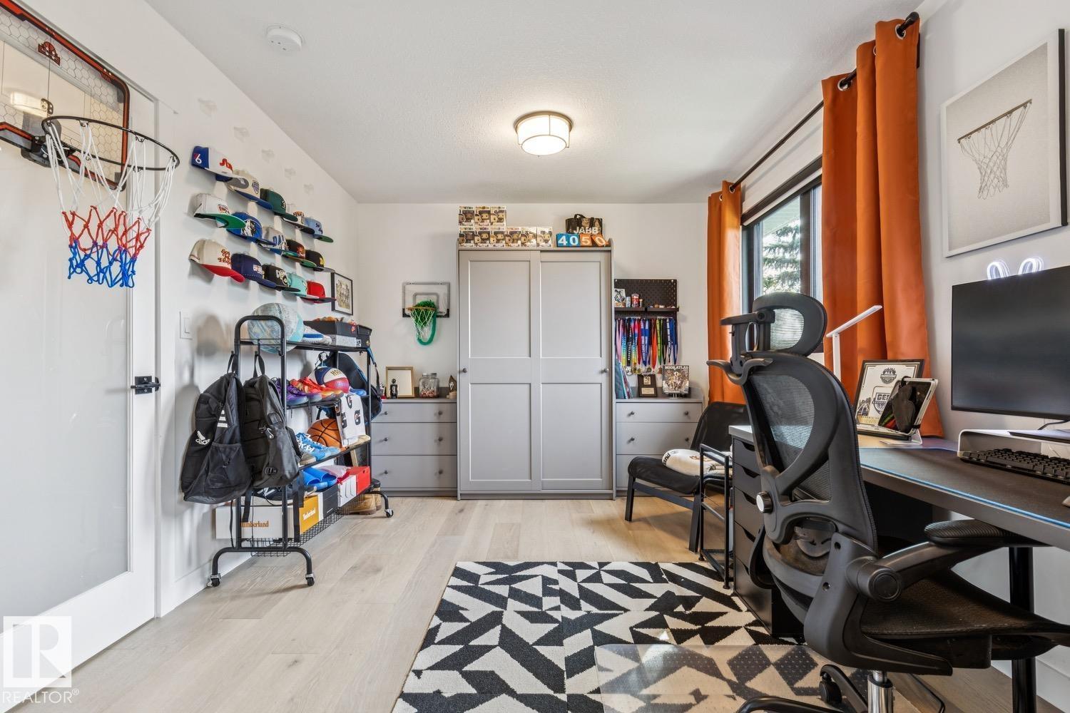 11129 34A AV NW - 34