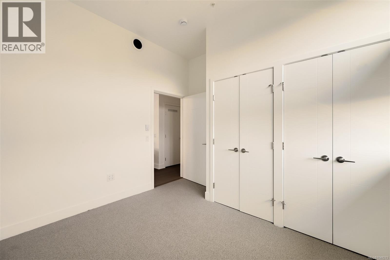 #4 958 Wollaston St - Image 47