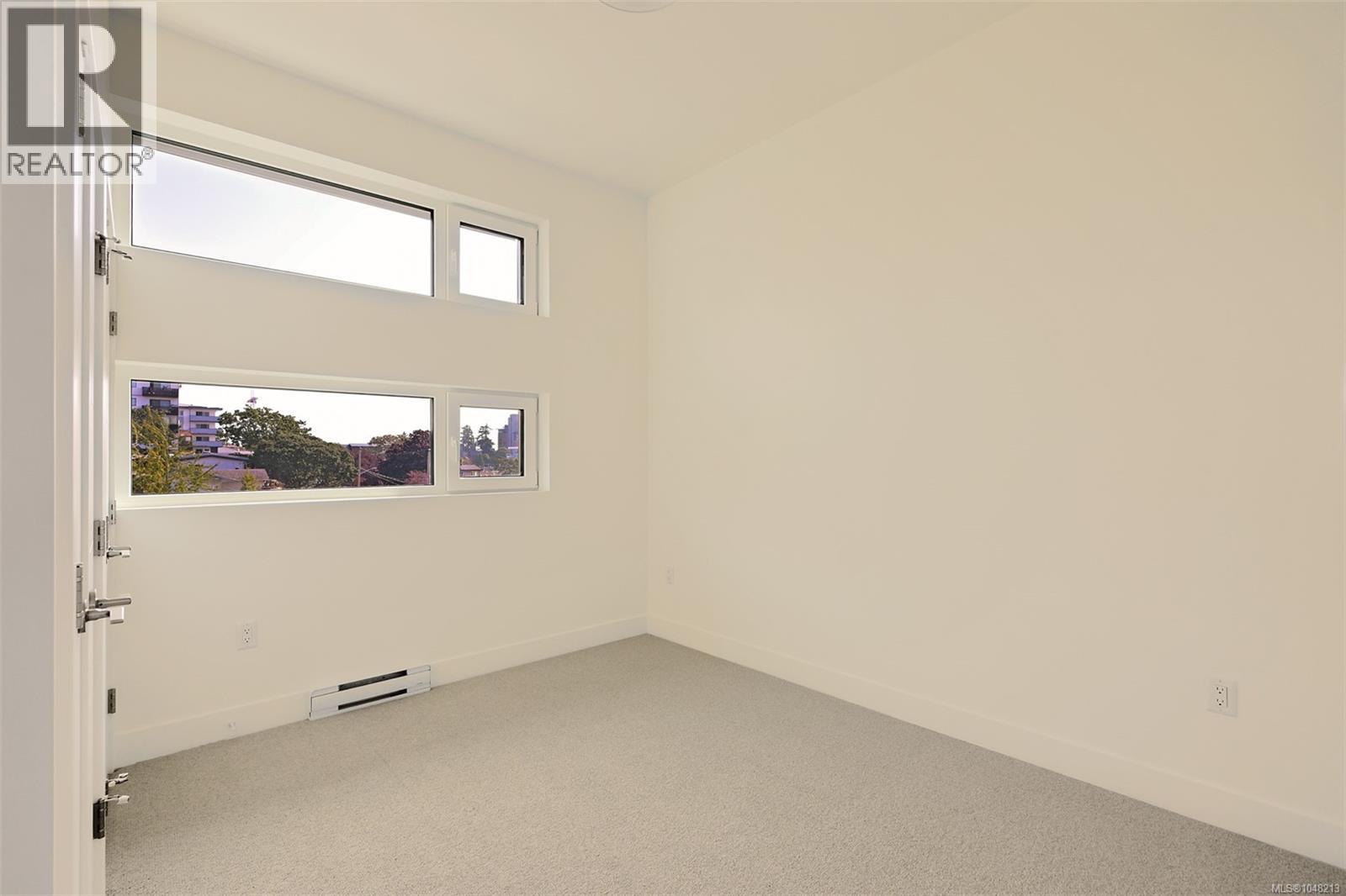 #4 958 Wollaston St - Image 46