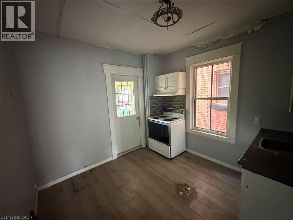 246 ST JAMES Street, Sault Ste. Marie — photo 4