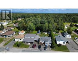 696 Coursol Road, West Nipissing, ON P2B3J6 Photo 41