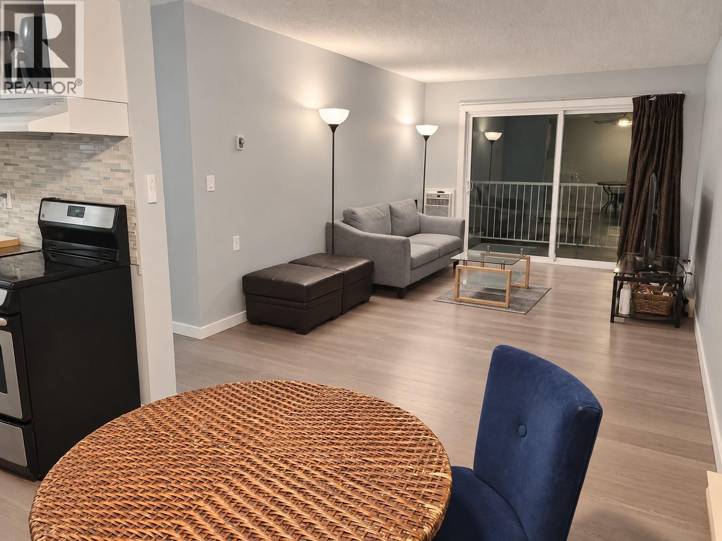 #314 395 Franklyn Road - 8