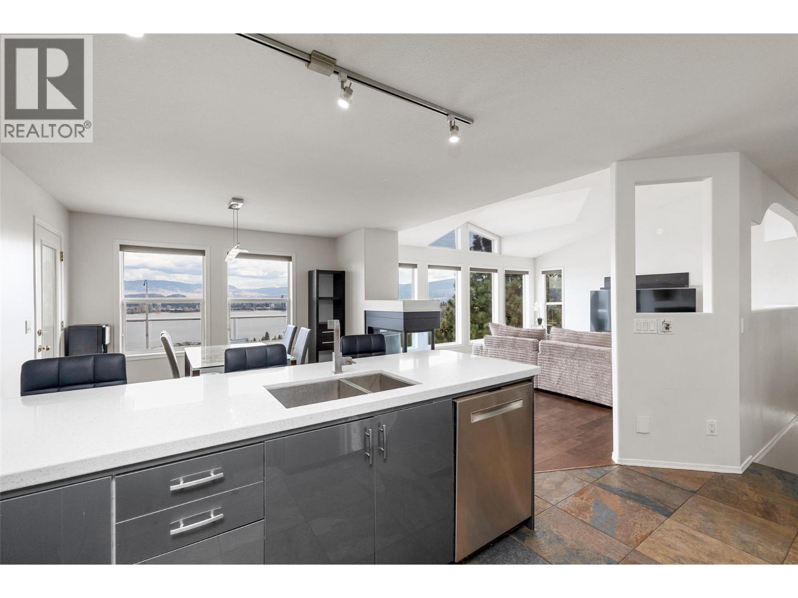 #14 1525 Bear Creek Road - 16