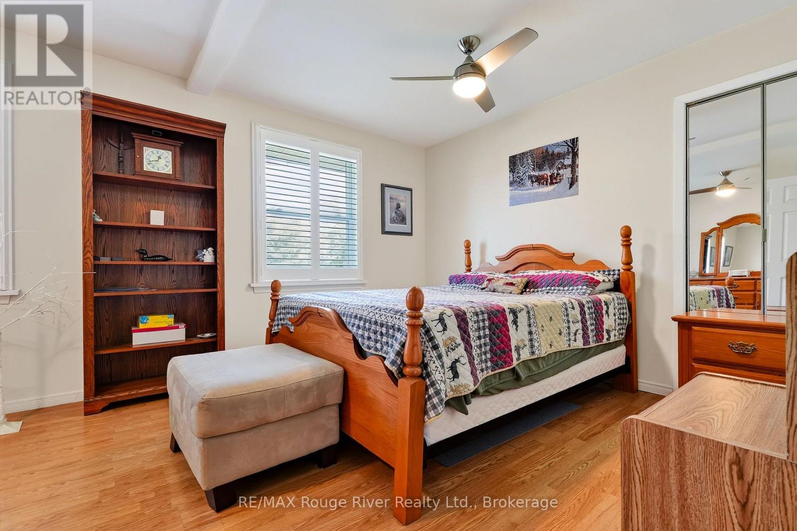 49 CENTENNIAL DRIVE - Image 18