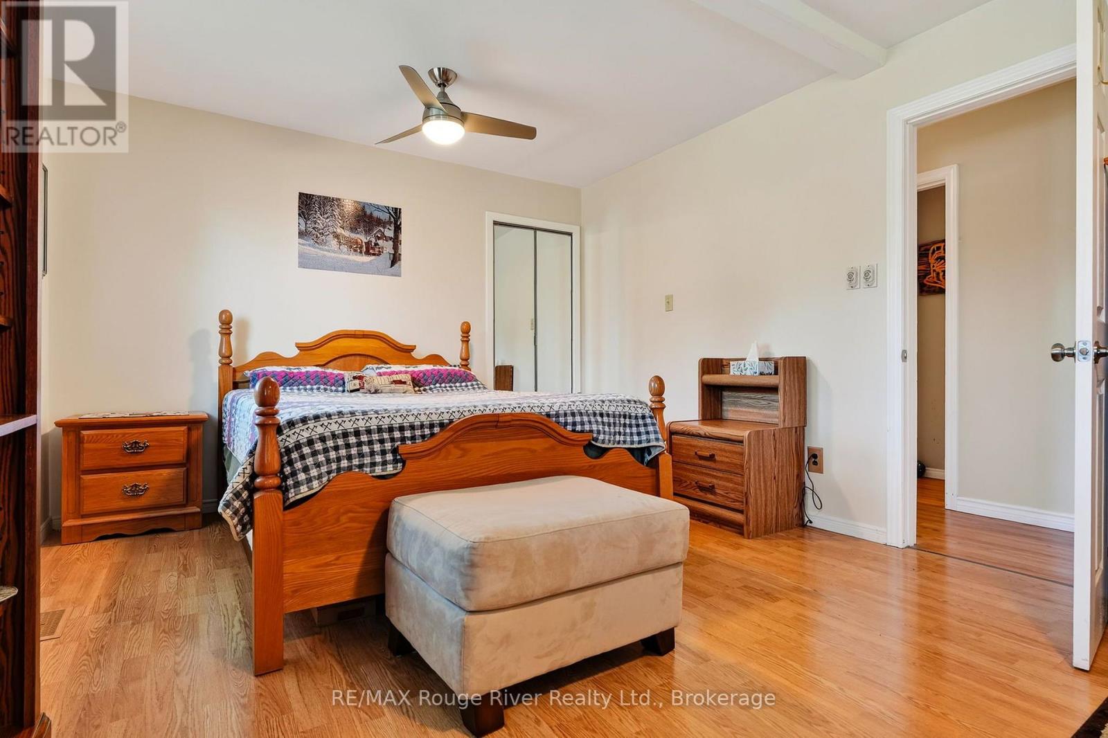 49 CENTENNIAL DRIVE - Image 19