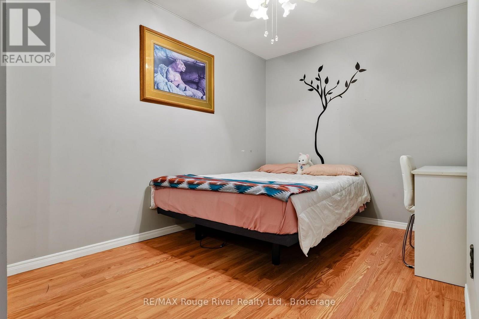 49 CENTENNIAL DRIVE - 21