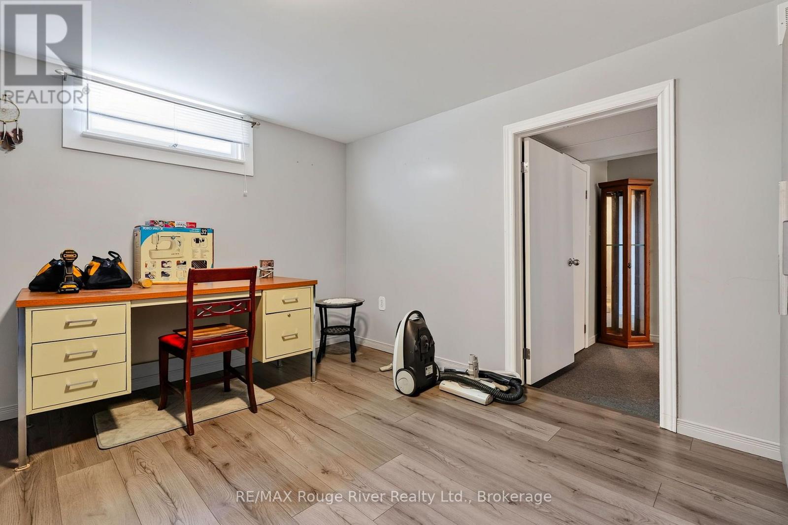 49 CENTENNIAL DRIVE - 25