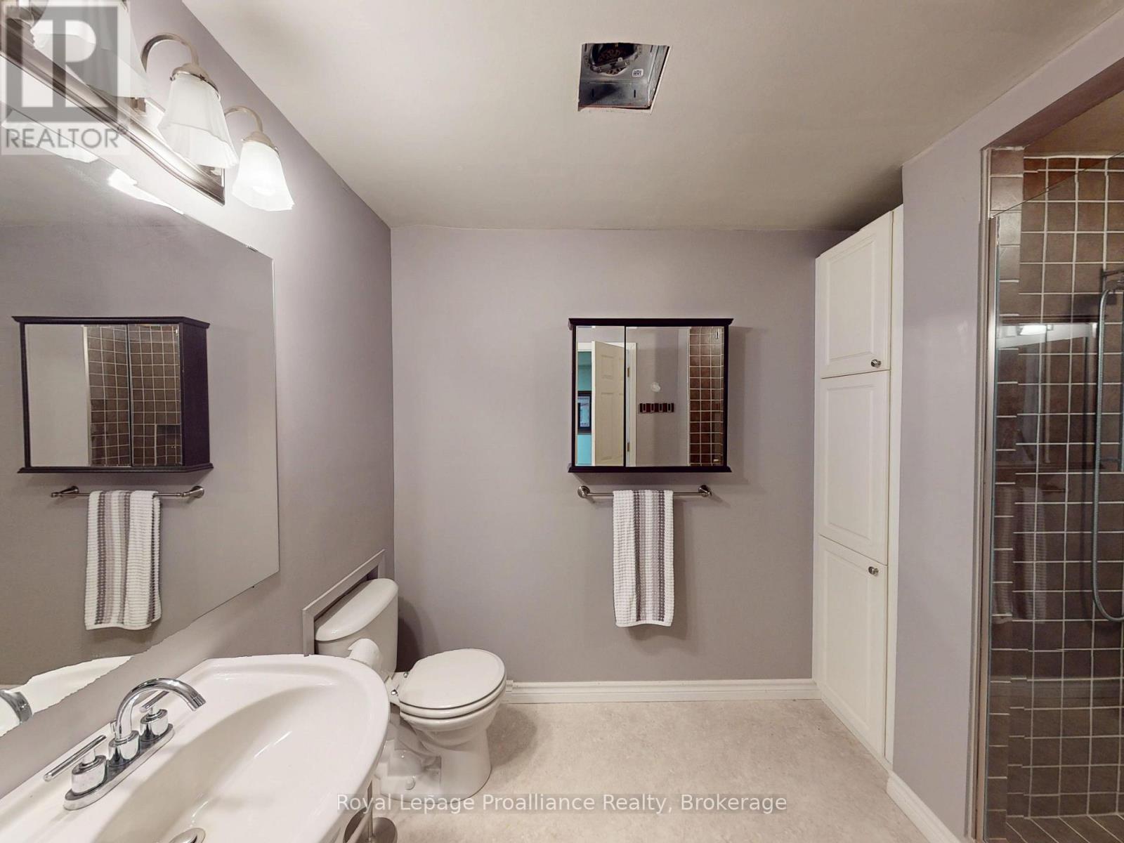100 BAY BREEZE STREET - 31