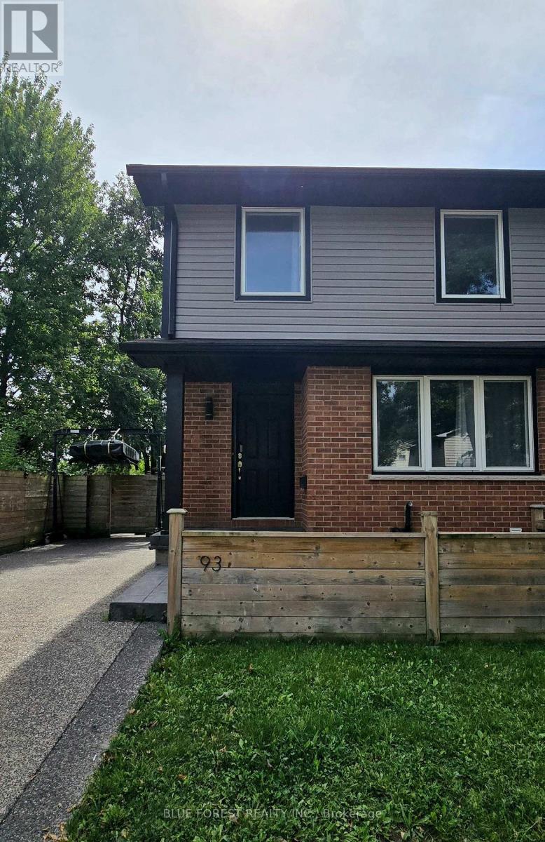 93 ELVIRA CRESCENT, London South (South X) — photo 1