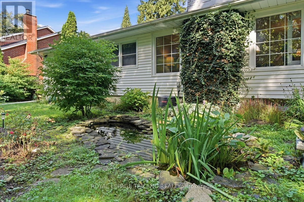 15 MEDWAY CRESCENT - Image 19
