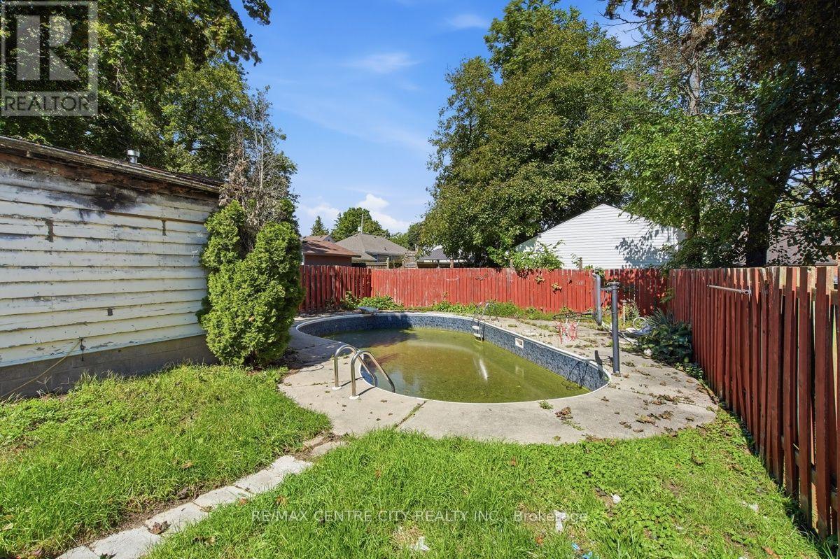 22 GRAYDON STREET - 37