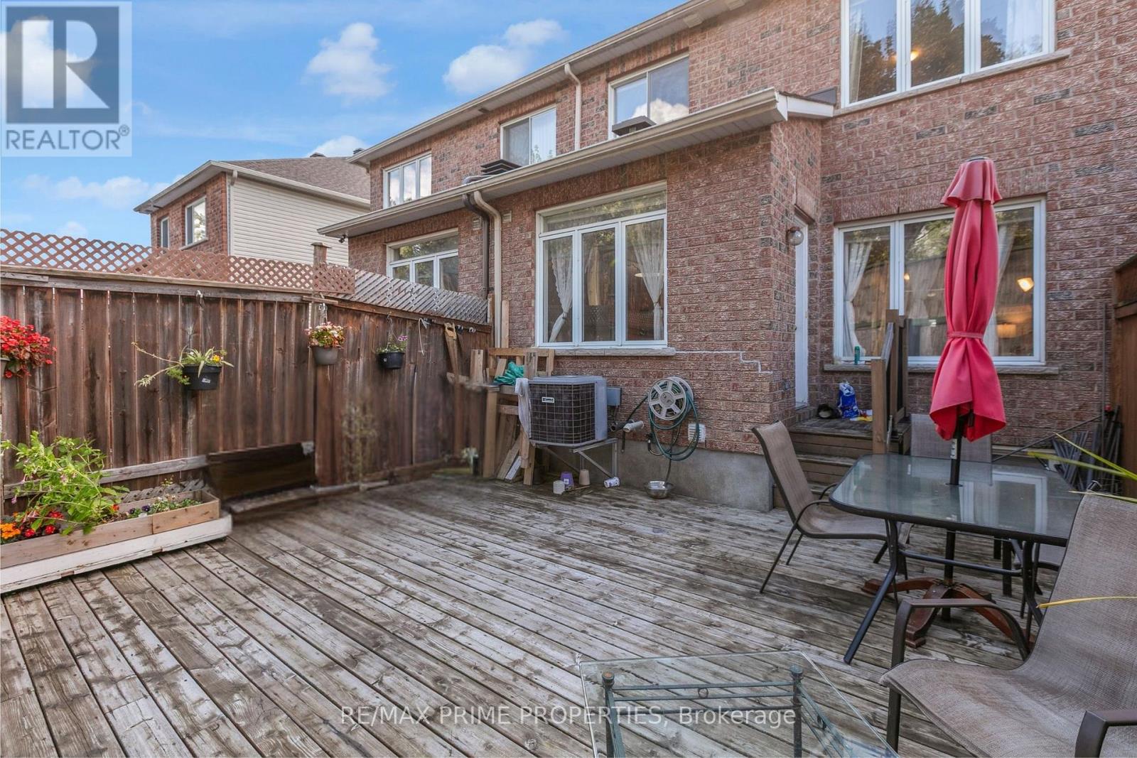 3 Bed, 3 Bath House for Sale in Ottawa – 33 INVERKIP AVENUE, Ottawa – MLS# X13773772 - Image 61