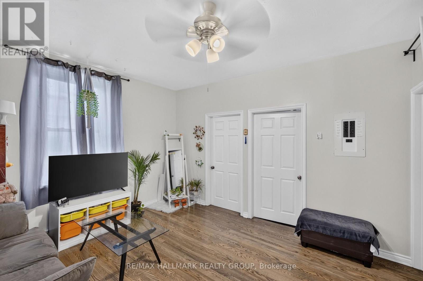 98 NORTH STREET - Image 23