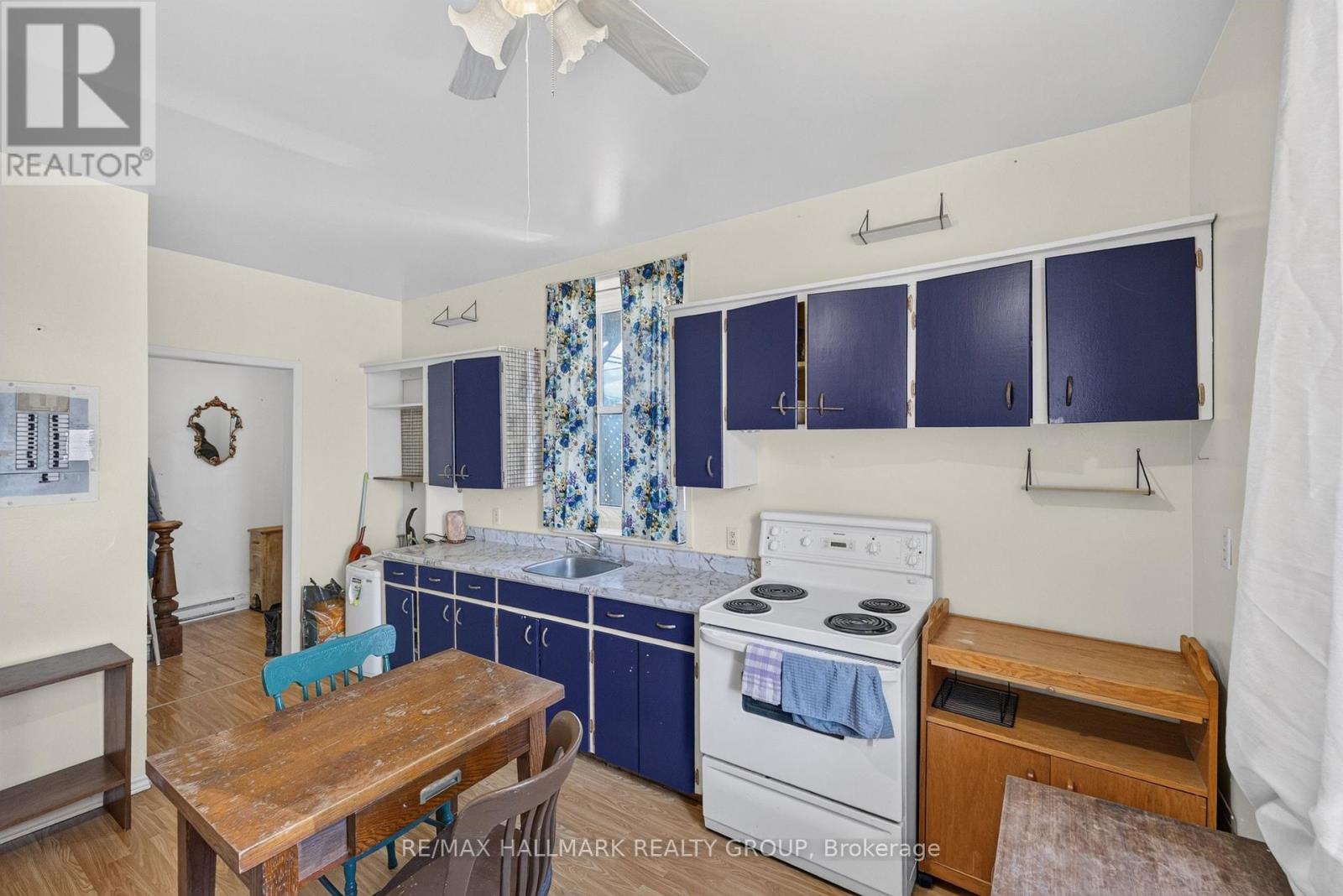 98 NORTH STREET - Image 30