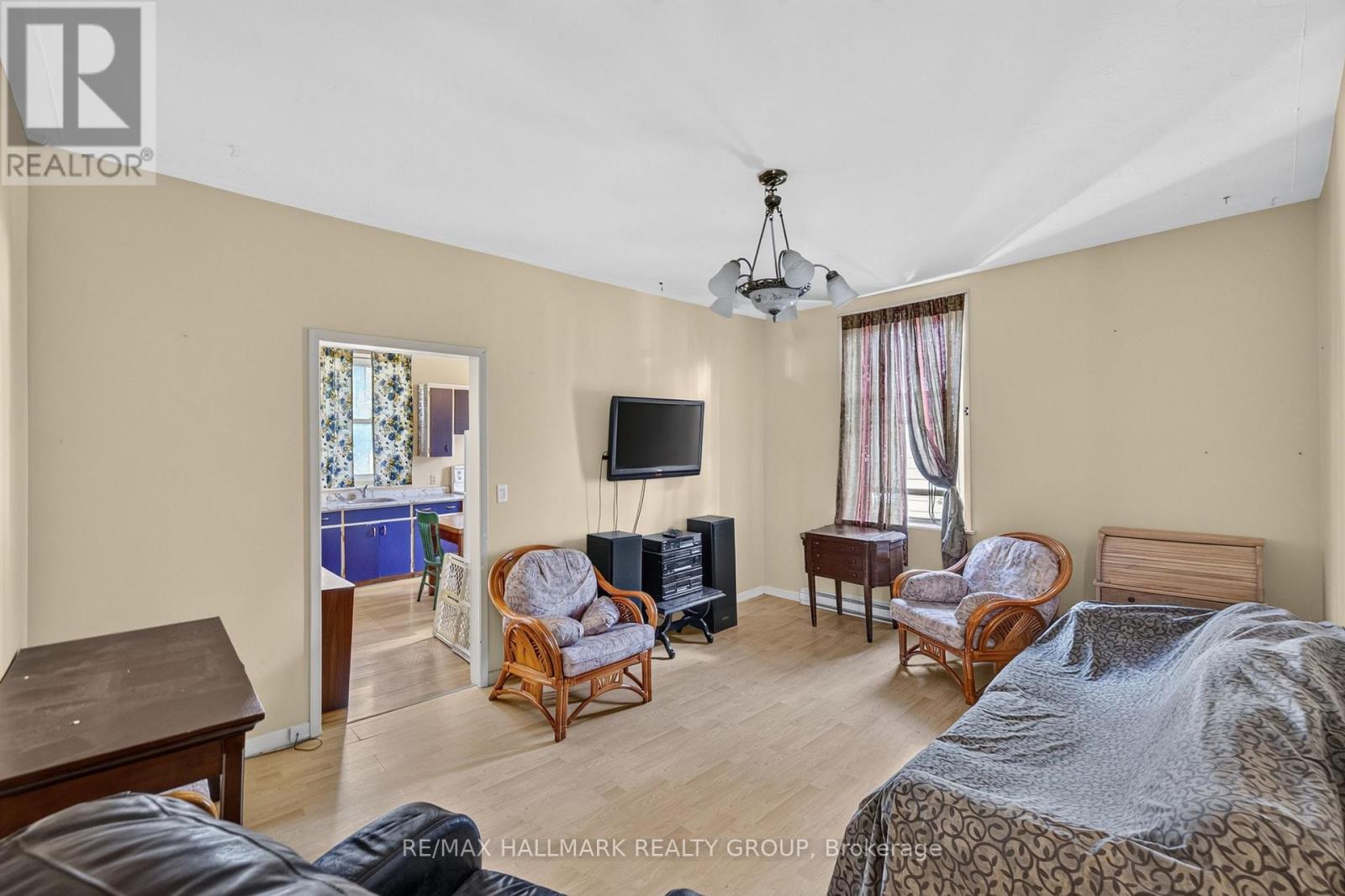 98 NORTH STREET - Image 31