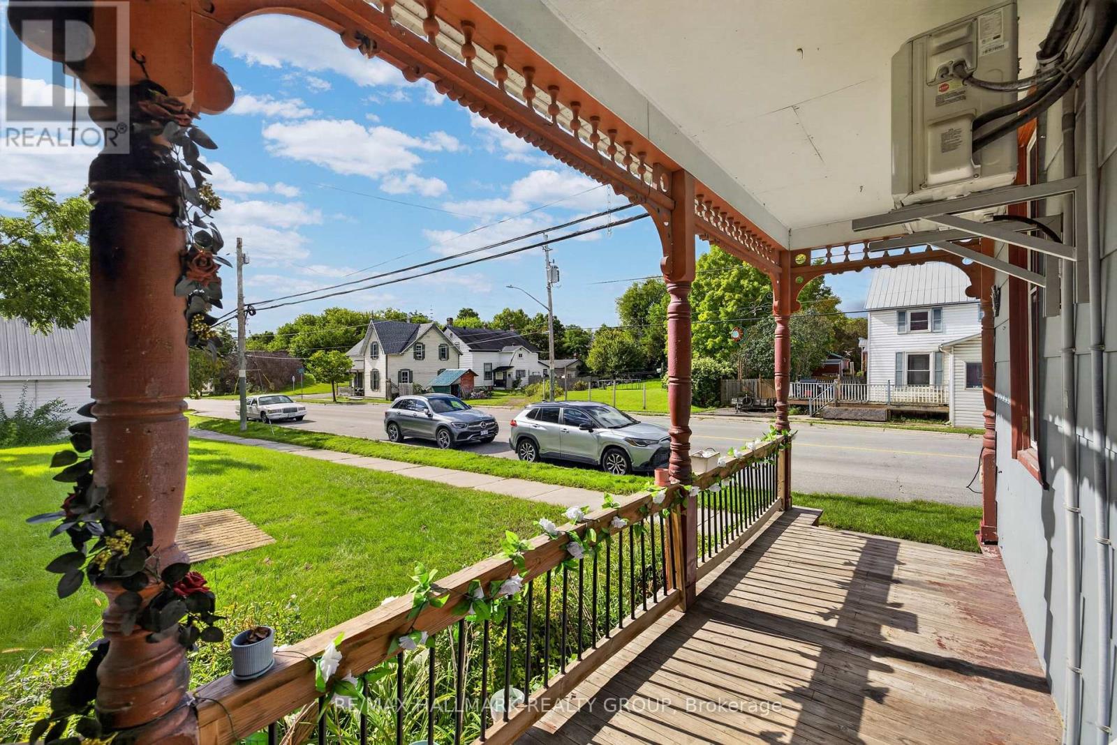 98 NORTH STREET, Lanark Highlands — photo 4
