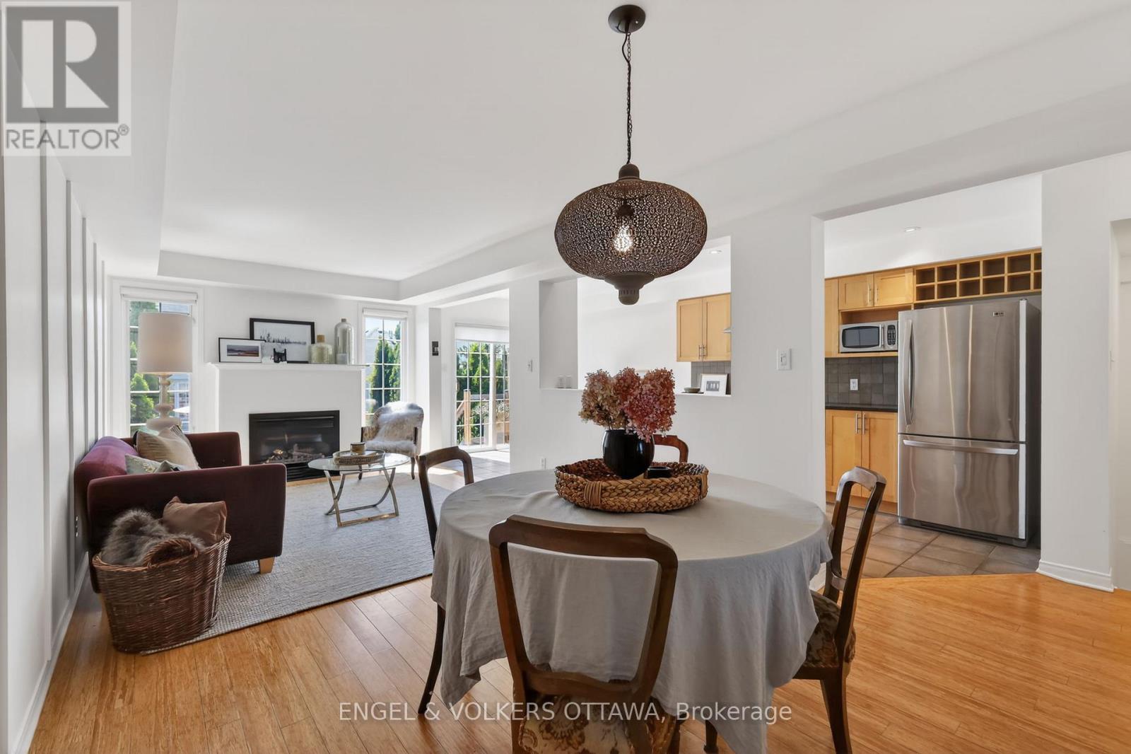 103 GOLDWOOD PRIVATE - 21