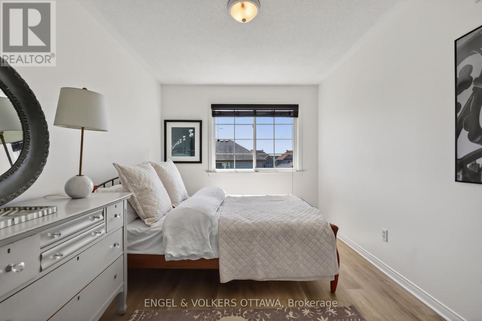 3 Bed, 3 Bath House for Sale in Ottawa – 103 GOLDWOOD PRIVATE, Ottawa – MLS# X13773900 - Image 61