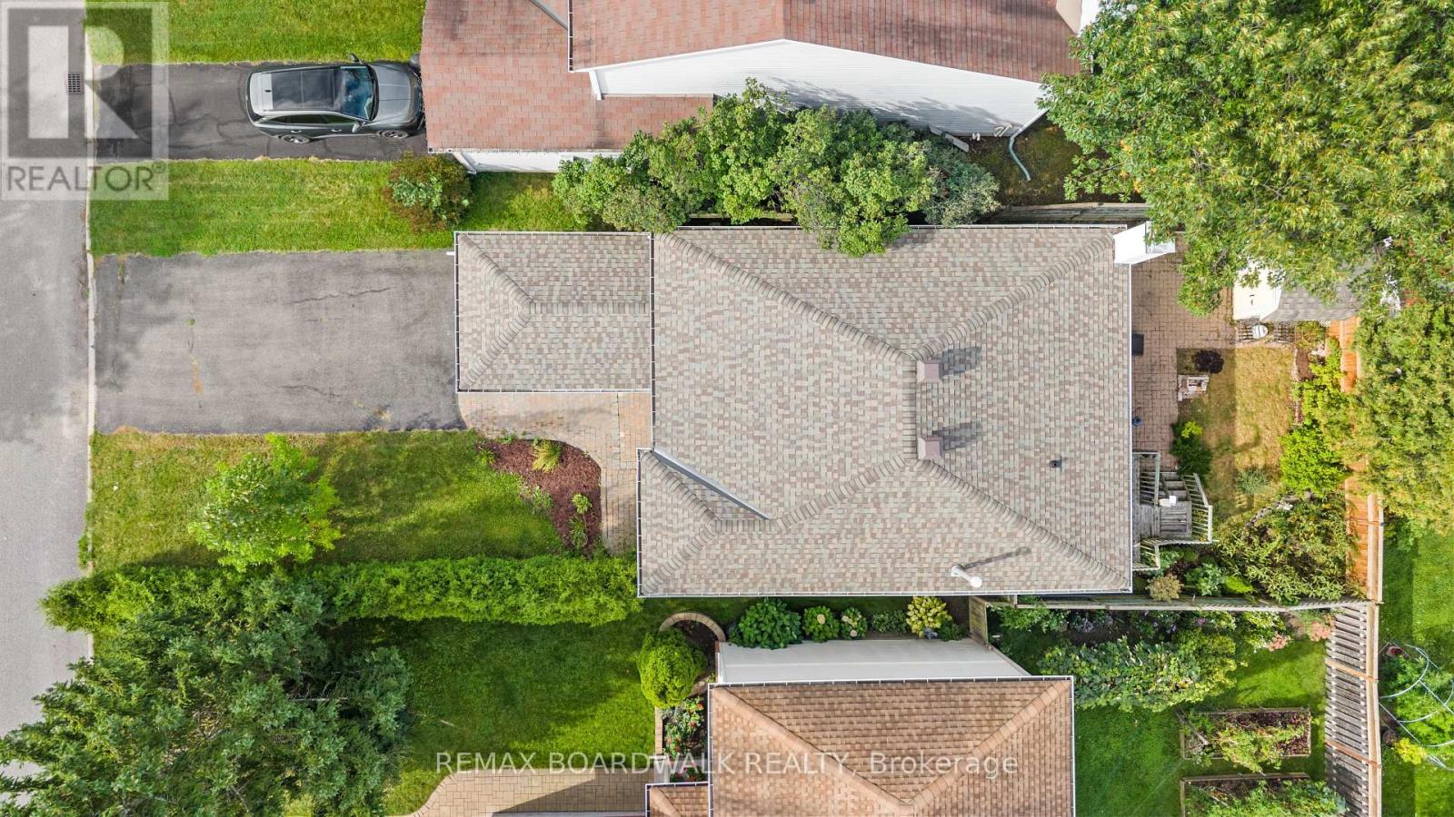 1497 ROBERVAL AVENUE - Image 37