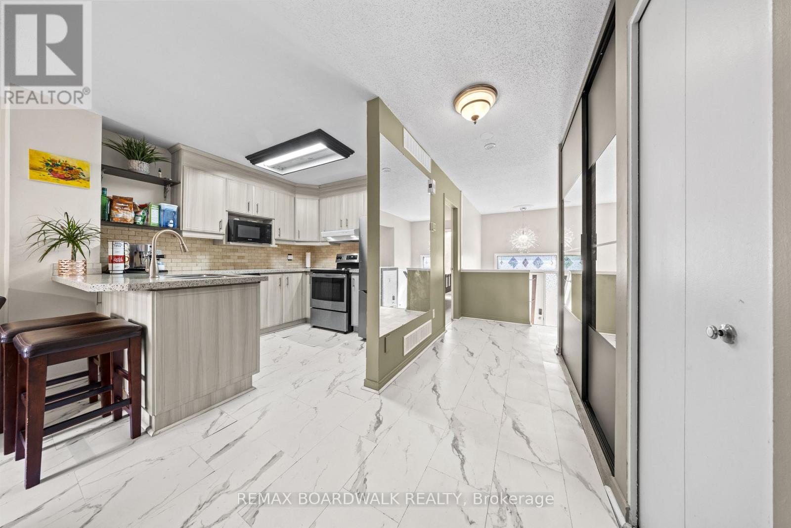 1497 ROBERVAL AVENUE - Image 8