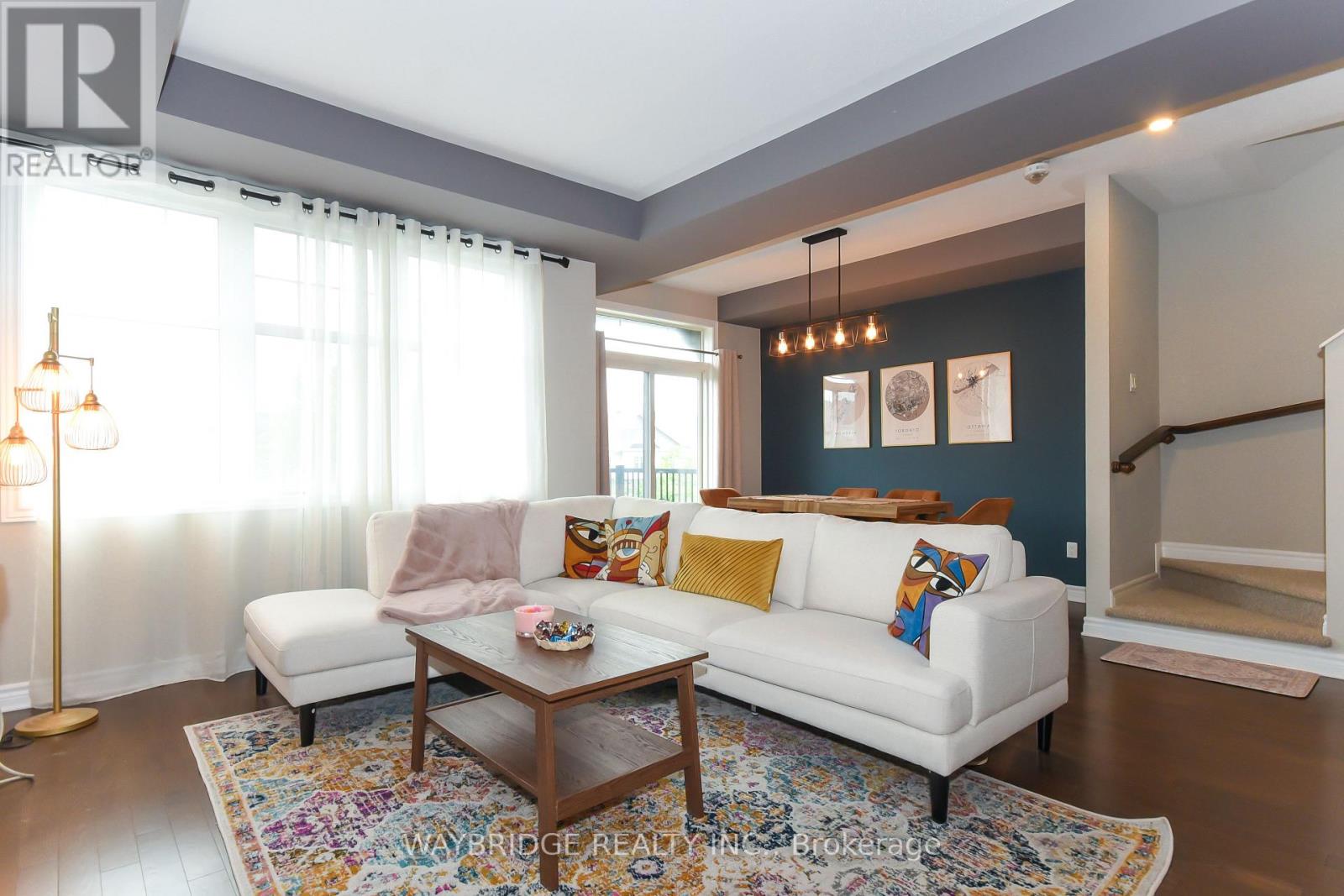 873 KILBIRNIE DRIVE - 3